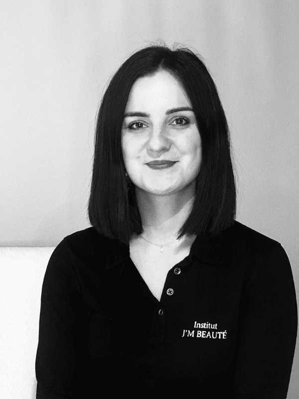 Jennifer responsable et esthéticienne des instituts JM Beauté à Nantes